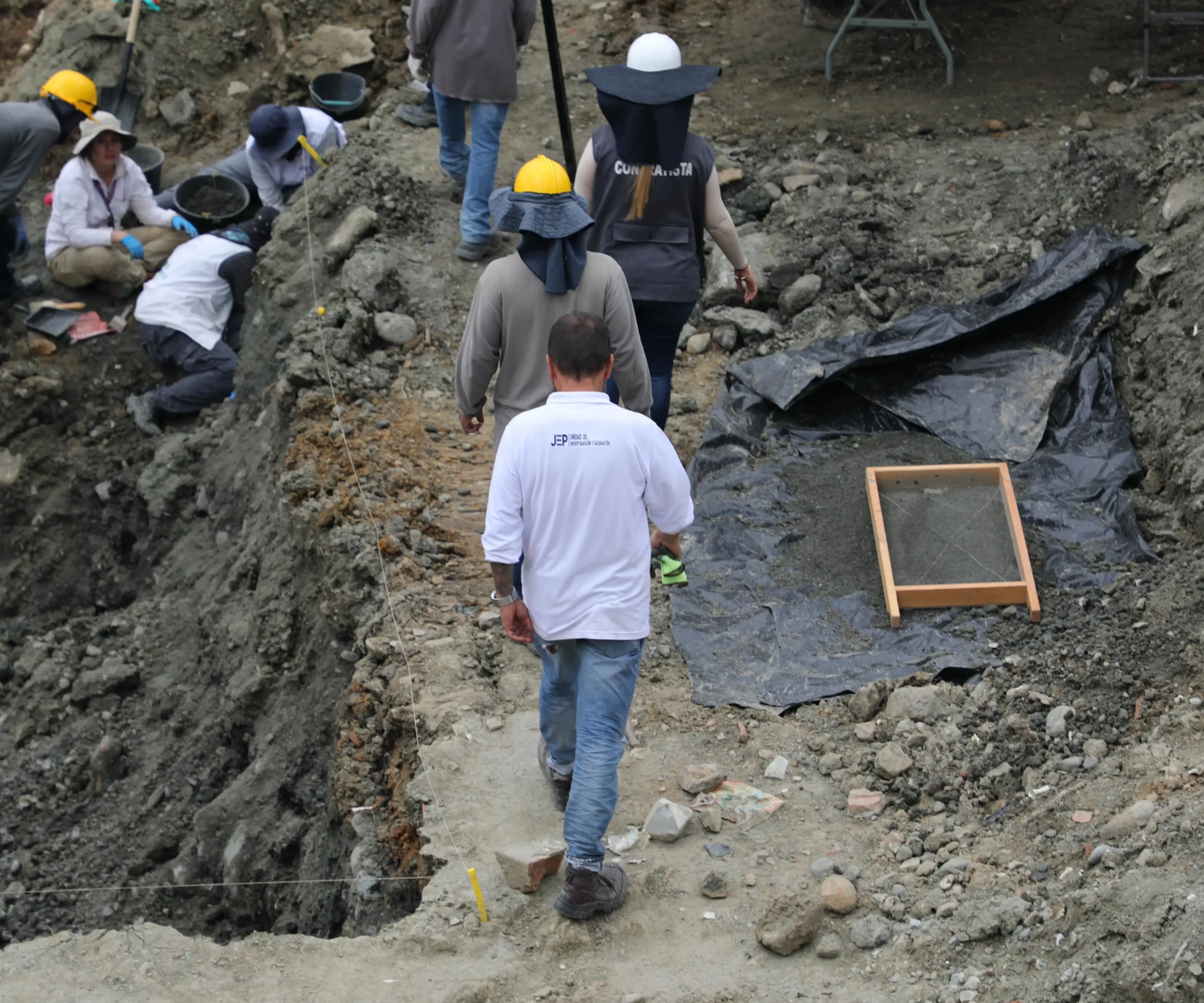 La Unidad de Búsqueda y la JEP encuentran más restos humanos en La Escombrera