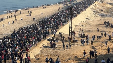 Palestinos-regresan-a-sus-hogares