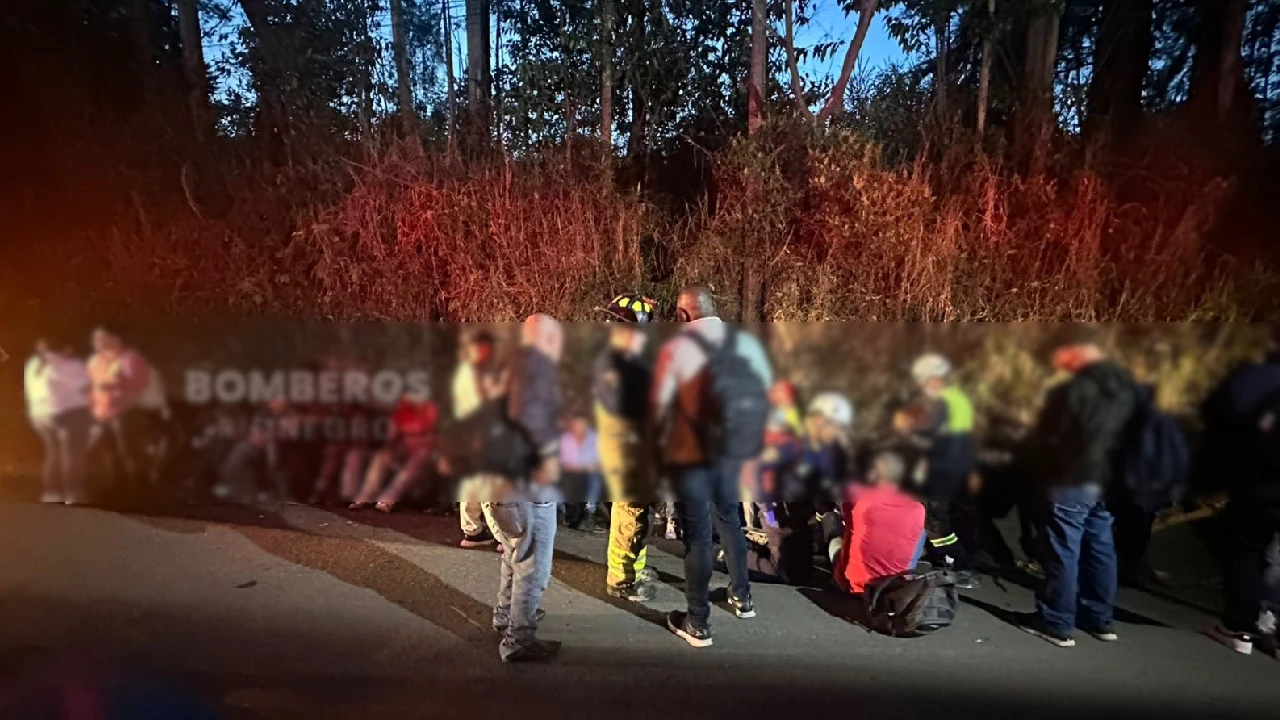 accidente-bus-servicio-carro-variante-aeripuerto-rionegro