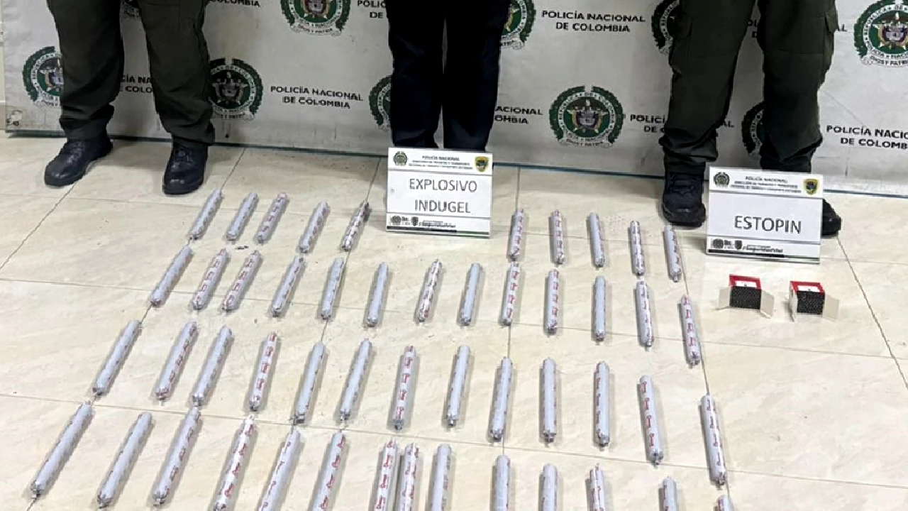 conductor-bus-el-santuario-cargamento-explosivos