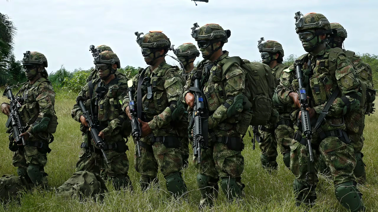 Abelardo de la Espriella confirma orden de bombardeo contra el Frente 33 de las disidencias de "Calarcá" 2 bombardeo disidencias frente 33 Calarca De la Espriella