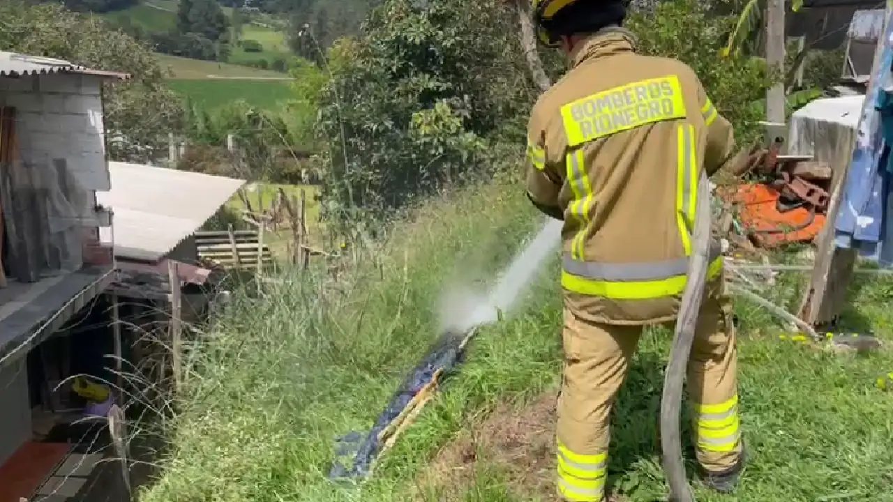 incendio-vivienda-rionegro-colchon2