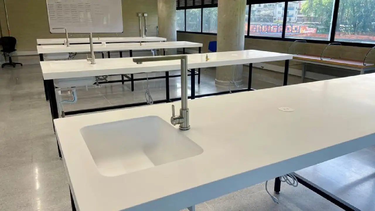 ¡Todo listo para el regreso a clases en Envigado! Se adecuarán las instituciones y se entregarán kits escolares 2 kits-escolares-envigado4