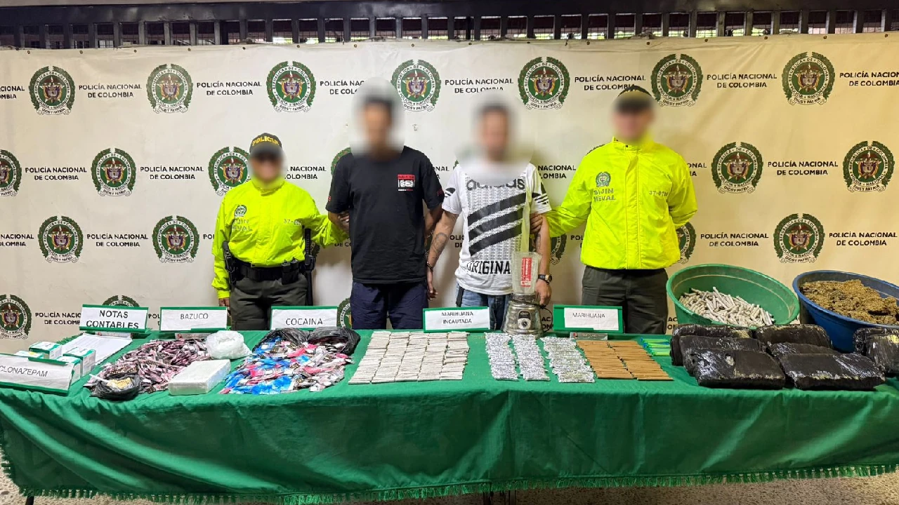 Desmantelan ‘olla de vicio’ en Manrique: en una casa 2 hombres dosificaban kilos de marihuana y coca olla-vicio-manrique-captura-la-terraza-casa