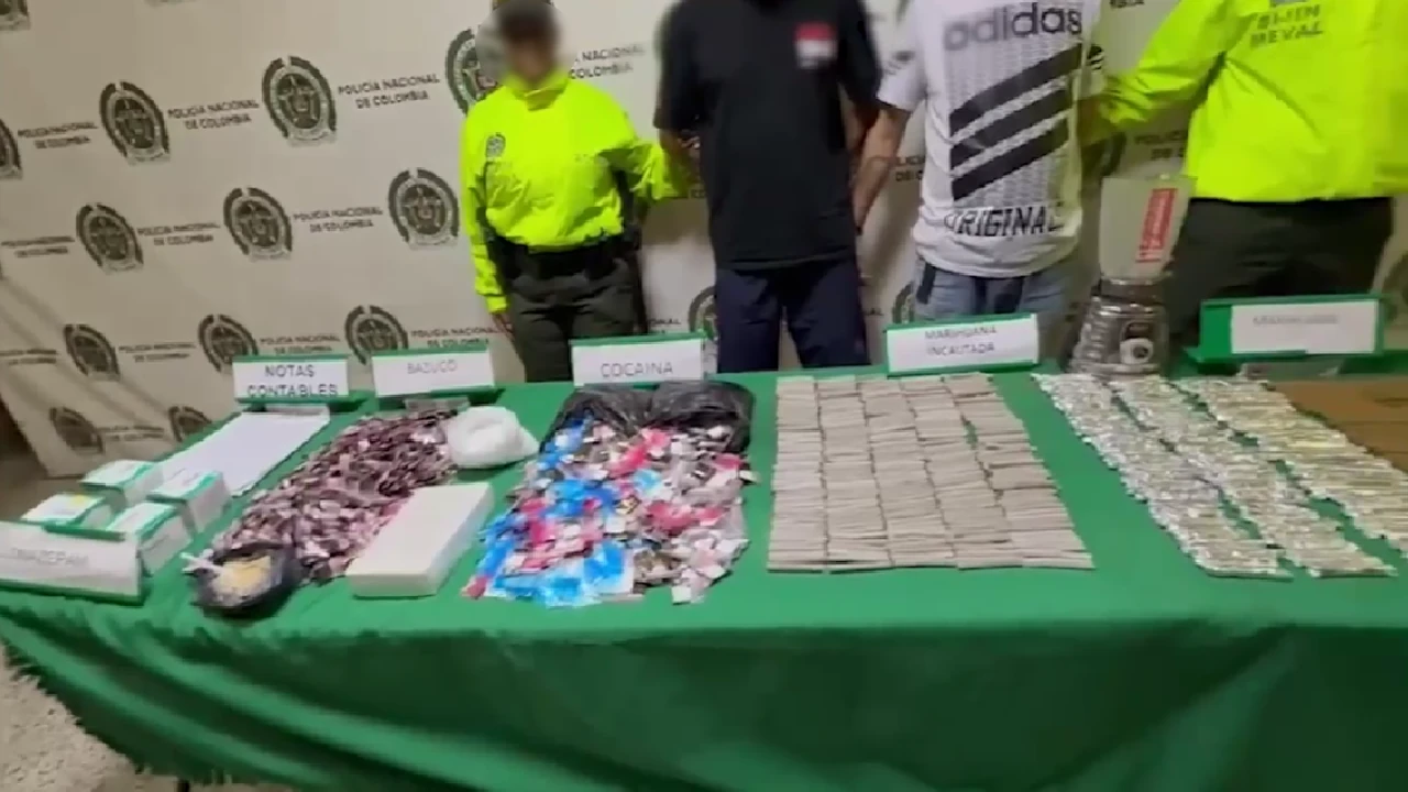 Desmantelan ‘olla de vicio’ en Manrique: en una casa 2 hombres dosificaban kilos de marihuana y coca 1 olla-vicio-manrique-captura-laterraza-casa-dosificar-droga2