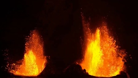 Video| La cuarta erupción del volcán Kilauea, en Hawái pudo ser captada y deja impresionantes imágenes volcan-hawai