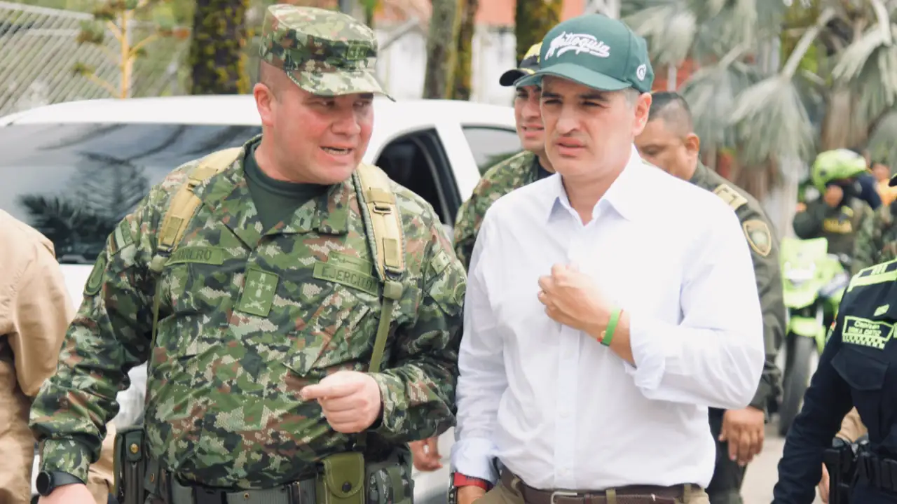 ejercito-policia-gobernador-antioquia-andres julian-tasa de seguridad