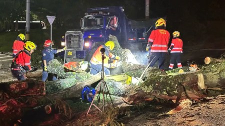 Más de 200 emergencias fueron reportadas en Medellín tras el aguacero de este 28 de febrero