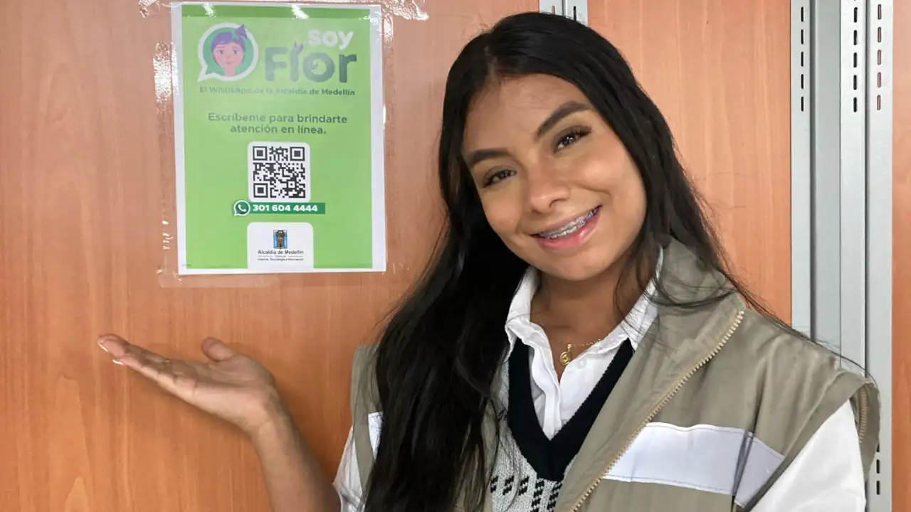 Medellín amplía atención ciudadana con Flor, su asistente virtual en WhatsApp