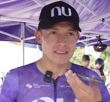 Rodrigo Contreras lidera el podio en la Clásica de Ciclismo de Rionegro