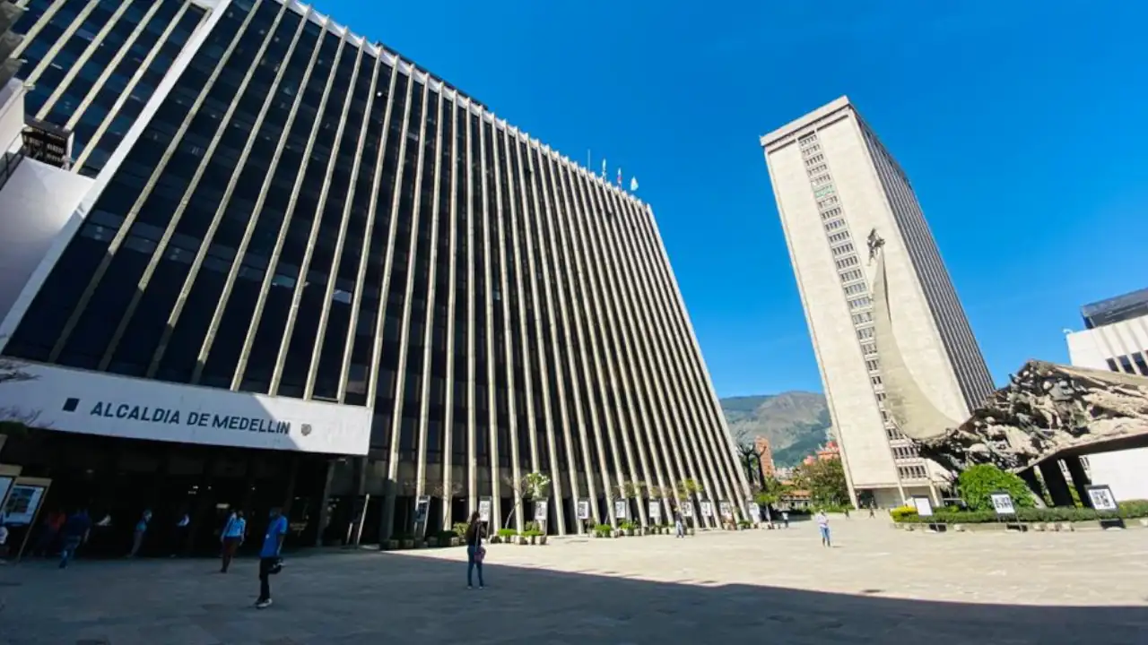 ¡No caiga en estafas! Alcaldía de Medellín alerta sobre estafas con falsas ofertas de empleo ¡No caiga en estafas! Alcaldía de Medellín alerta sobre estafas con falsas ofertas de empleo