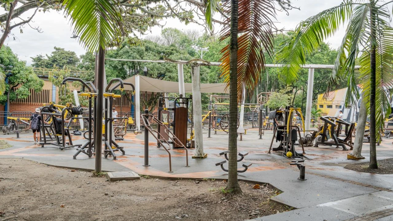 Inician las obras de mantenimiento de 40 gimnasios urbanos en Medellín