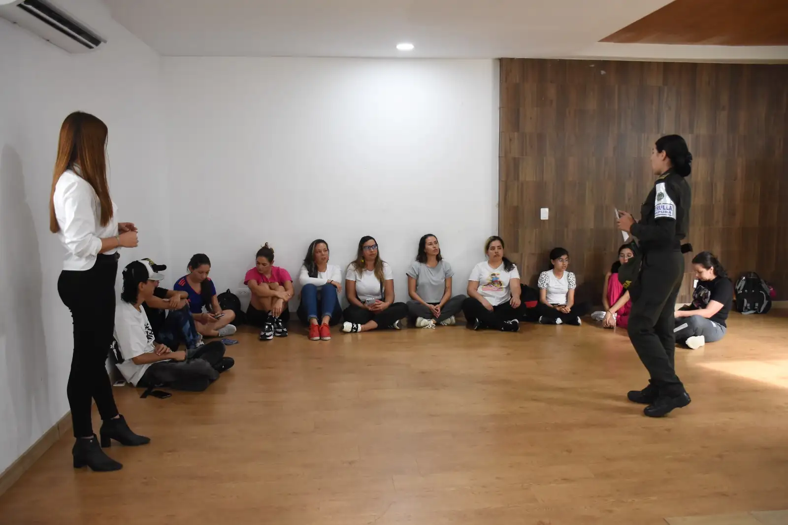 Itagui-mujeres-3