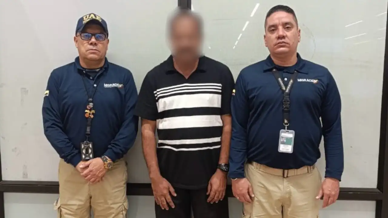 Migración impidió el ingreso de otro pervertido a Medellín Migración no le permitió el ingreso a otro pervertido a Medellín