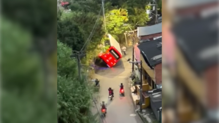 accidente-bus-blanquizal-barrio-calasanz-medellin