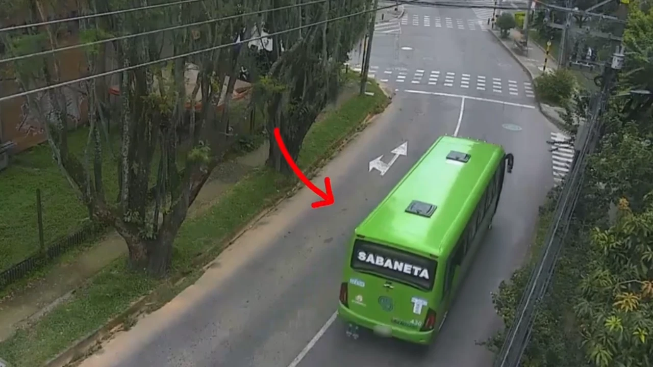 bus-publico-captura-cosquilleros-robo-pasajeros-envigado5