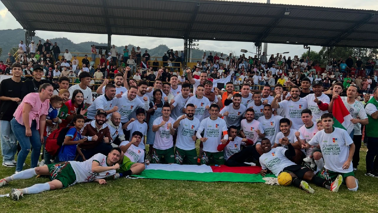 El Santuario es el campeón del ‘Mundialito de los Pueblos’ que se disputó en el municipio de La Ceja 1 campeon-torneo-mundialito-pueblos-antioquia-el-santuario2