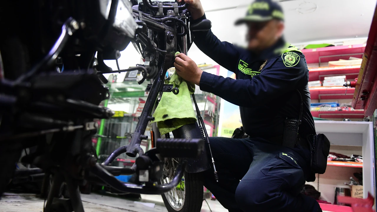 captura-dsguazar-motos-robadas-taller-motos-medellin3