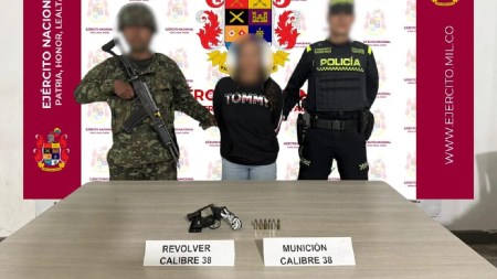 captura-mujer-sonsin-armas