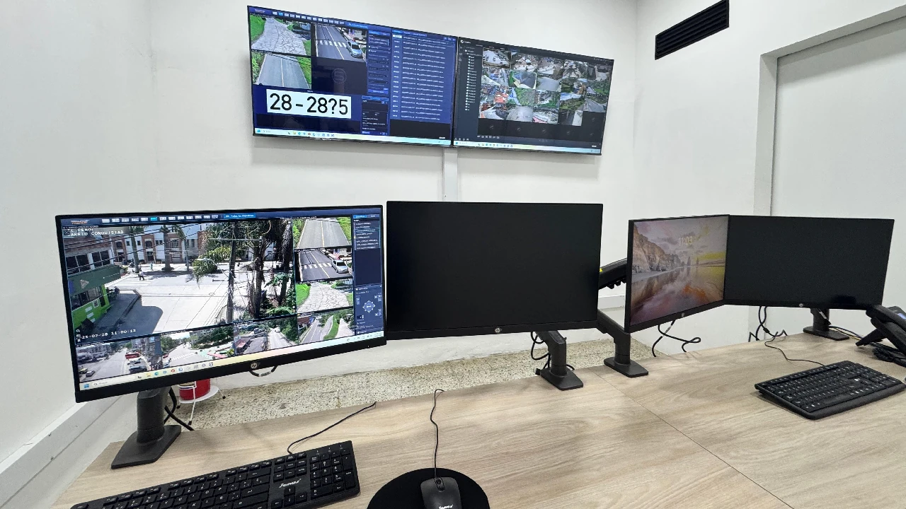 centro-monitoreo-muncipio-elpeñol3