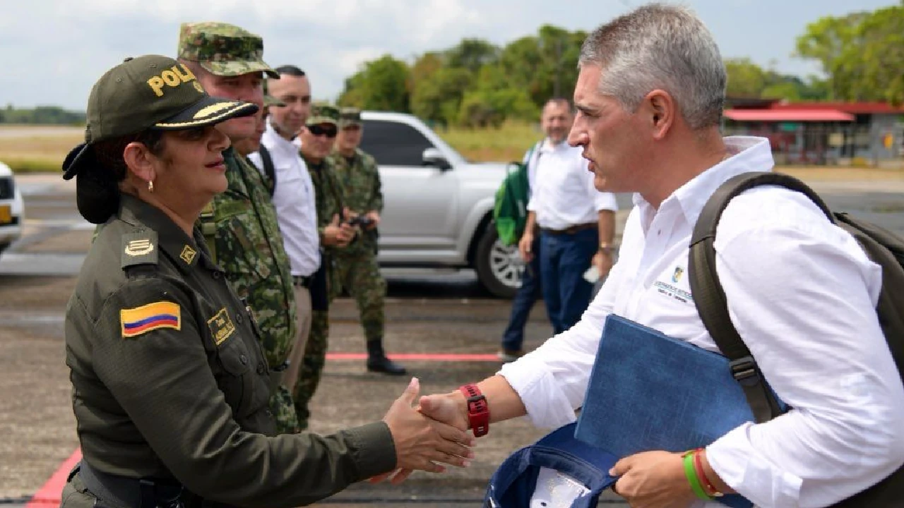 “Debo estar donde mis paisanos me necesiten”: Gobernador de Antioquia adelanta consejo de seguridad en Yondó 1 consejo-seguridad-yondo-hechos-violentos-gobernador-antioquia1