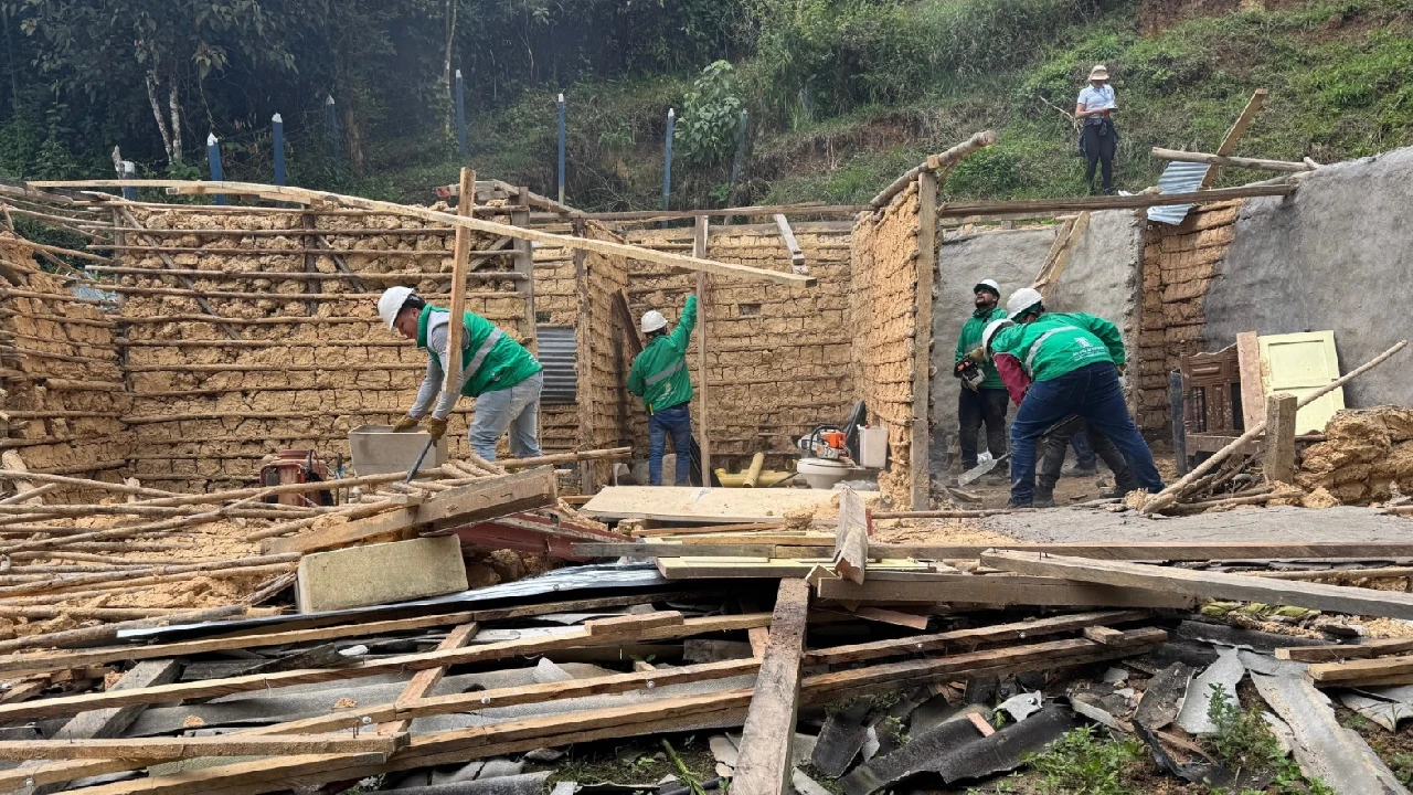 construcciones-ilegales-san-antonio-prado-loteo-ilegal4