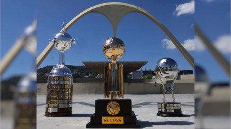 Botafogo recibe a Racing en la final de la Recopa Sudamericana