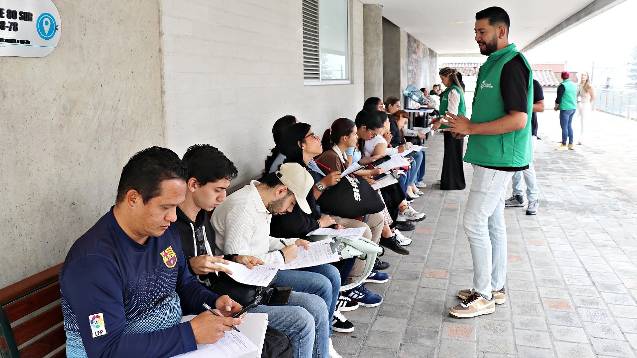 feria-empleo-laestrella1