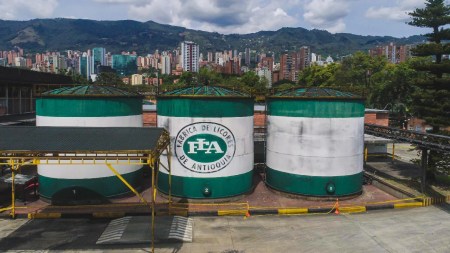 La Fábrica de Licores de Antioquia cerró el 2024 con utilidades operacionales por $305 mil millones de pesos ganancias-fla-año-2024-utilidades-operacionales3