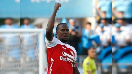 Hugo Rodallega es ahora el colombiano más veterano en anotar en Copa Libertadores