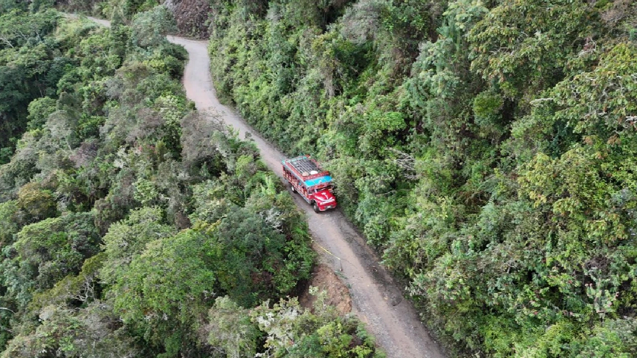 intervención-vias-rurales-abejorral1