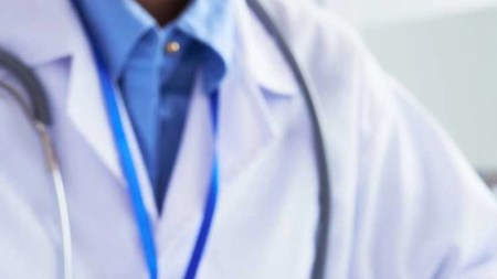 Según la Organización Mundial de la Salud, el dolor lumbar es la principal causa de discapacidad en el mundo, y en Colombia se ha convertido en la causa número uno de ausentismo laboral