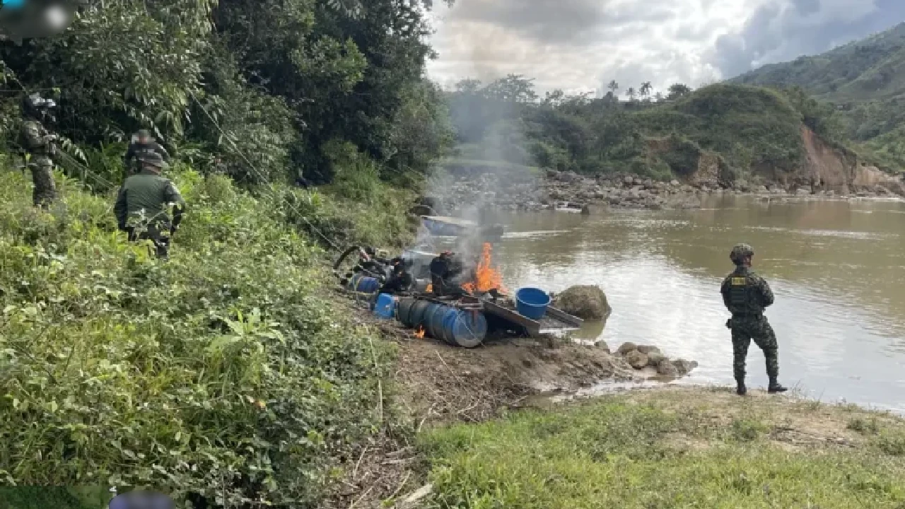 mineria-ilegal-antioquia-clan del golfo