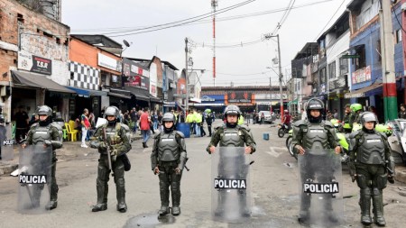 Seis personas fueron capturadas durante un operativo en la La Bayadera