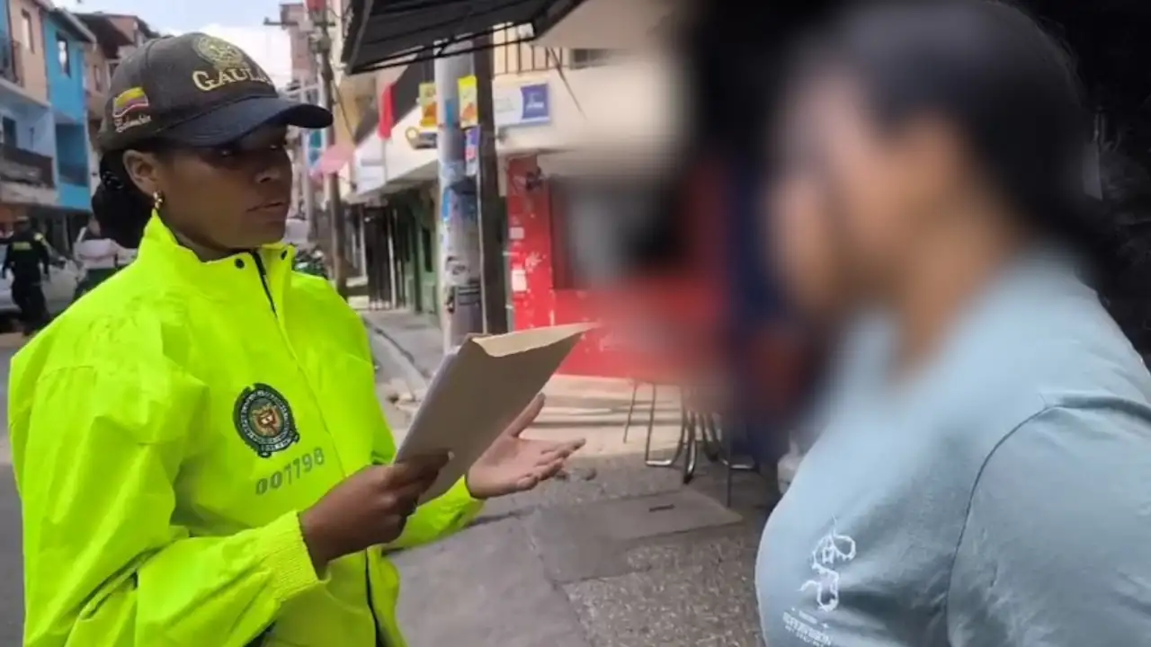 Capturan a dos presuntos extorsionistas en el Bajo Cauca; uno de ellos amenazaba a su exsuegra, una comerciante de la zona Capturan a dos presuntos extorsionistas en el Bajo Cauca; uno de ellos amenazaba a su suegra, una comerciante de la zona