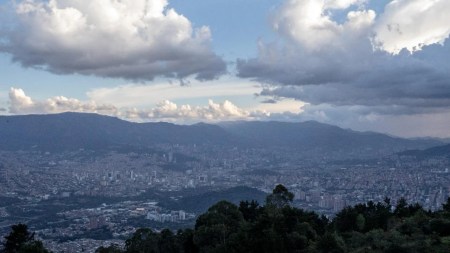 En rangos "Buena" y "Aceptable" se ubicó la calidad del aire durante el 2025 en Antioquia
