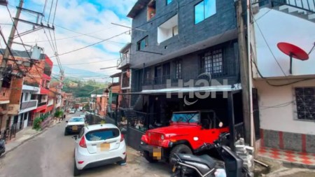 Asesinaron a ‘Pablito’, sería conocido como “el rey del tusi en Medellín” Asesinaron a ‘Pablito’, sería conocido como “el rey del tusi en Medellín”