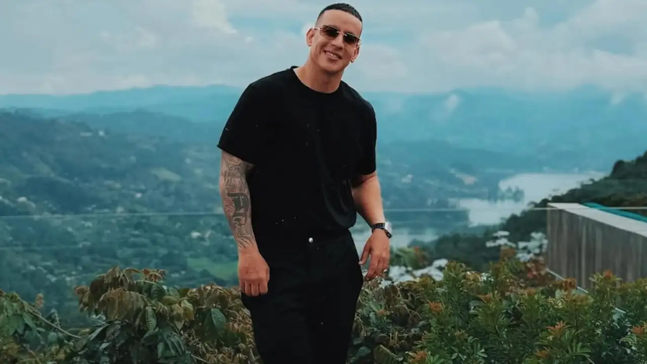 Así fue el mensaje de fe de Daddy Yankee en Envigado: “Que honor llevar las buenas nuevas de salvación a mi Colombia”