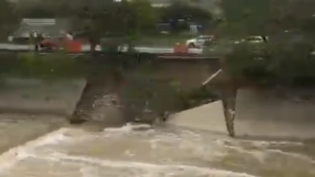 Autoridades avanzan en las acciones para mitigar el impacto del colapso en el canal del río Medellín