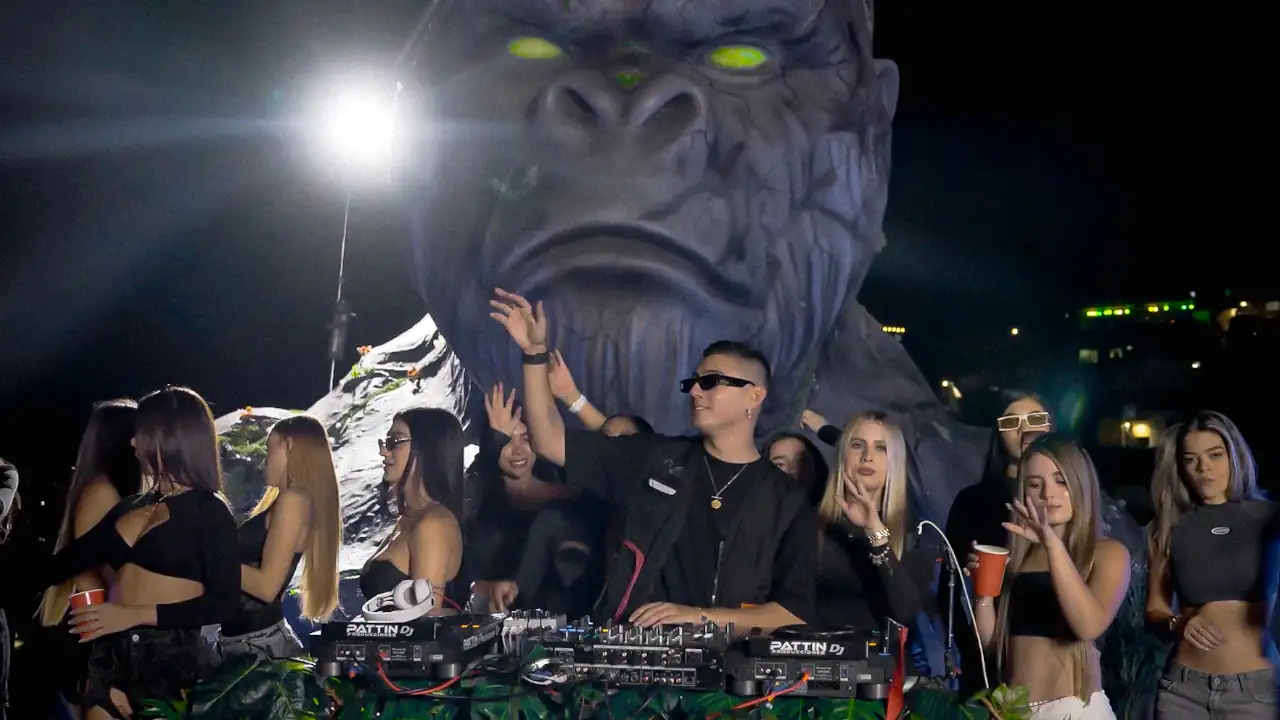 Música electrónica y arte: DJ Marco Acevedo presenta set en la Comuna 13 de Medellín