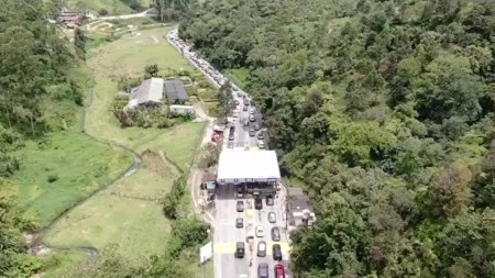 Gobernación exige soluciones urgentes para mejorar el tráfico en el retorno desde el Suroeste antioqueño