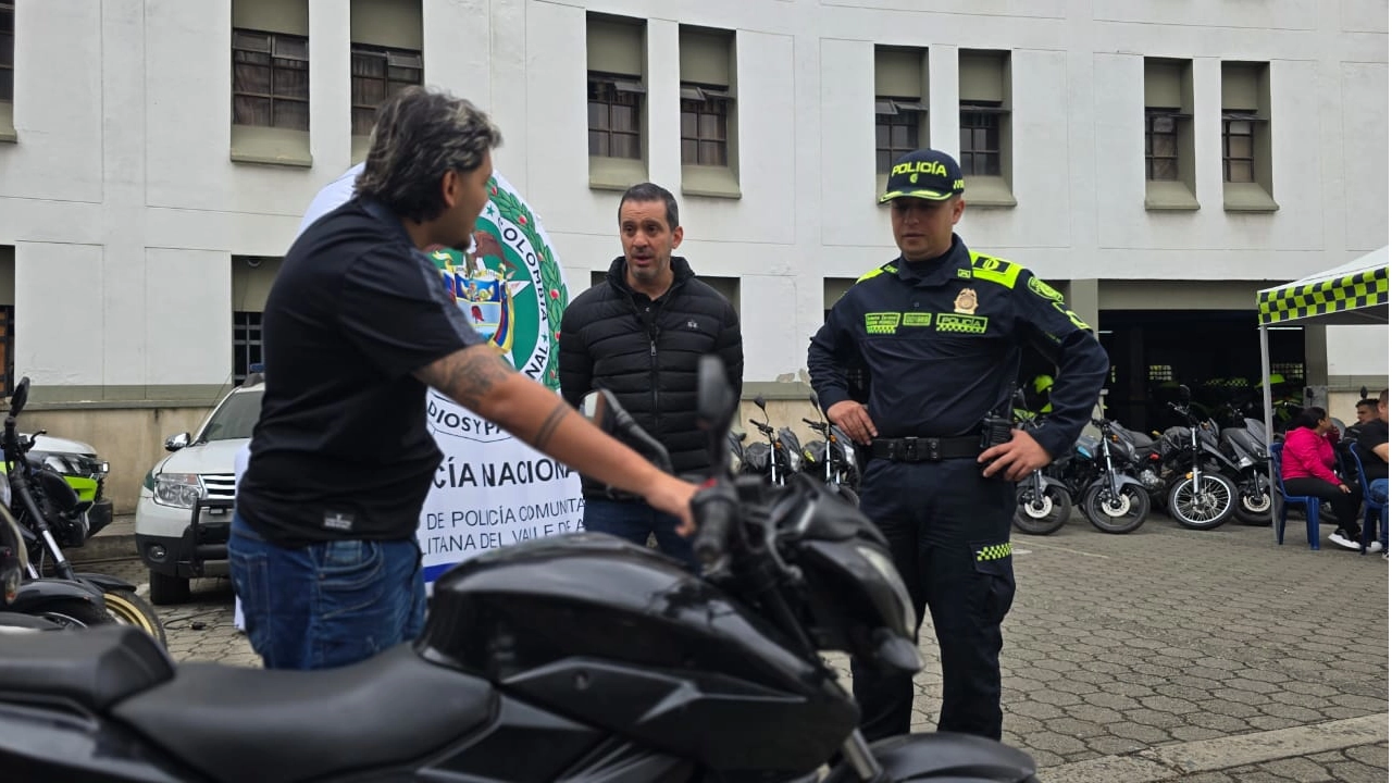 ¡Qué buena noticia! En Bello recuperaron 40 motos y carros que habían sido hurtados Los automotores habían sido reportados como hurtados. Estos ya fueron devueltos a sus propietarios