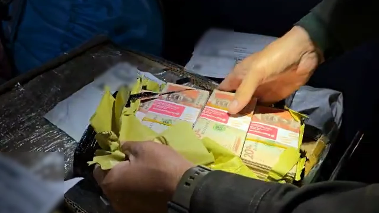 billetes-falsos-incuatados-via-elsantuario-provenientes-bucaramanga3