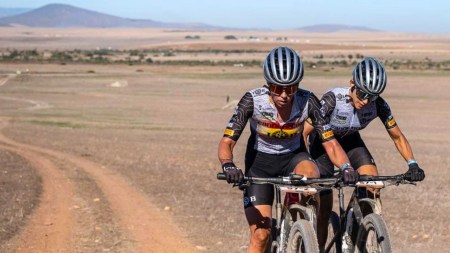 Mónica Calderón, Ciclo montañista colombiana es figura en Sudáfrica en la competencia Absa Cape Epic