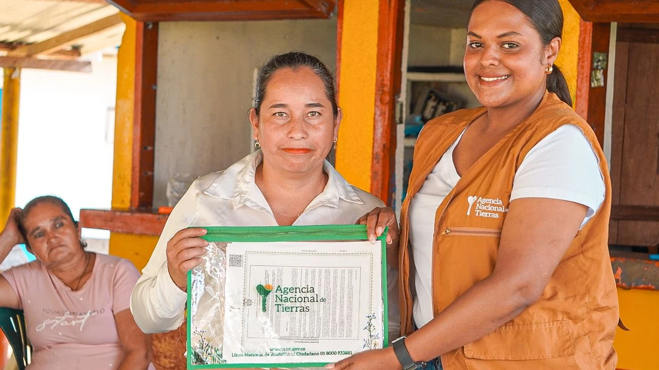 entrega-titulos-tierra-victimas-conflicto-armado-ituango3