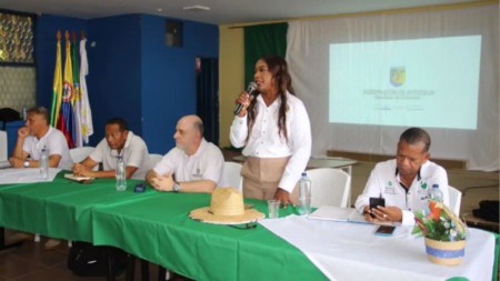 ¡Qué bien! Antioquia fortalece la educación media en el Bajo Cauca: se beneficiarán más de 9.000 estudiantes estrategia-educación-Antioquia
