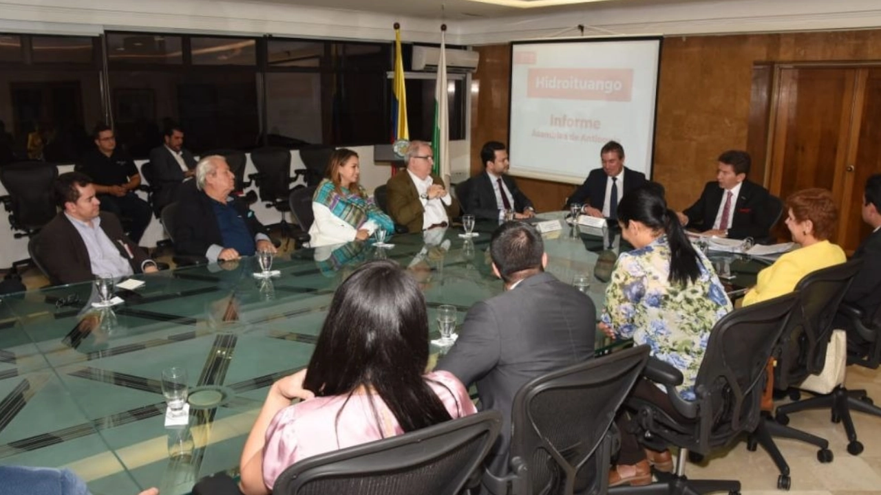 Intergremial Antioquia rechaza la reforma de Petro, dice que no aborda los problemas laborales reales intergremial-antioquia-reforma-laboral-petro