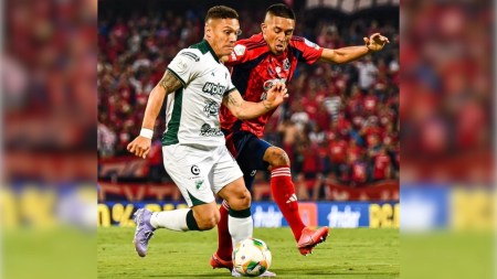 Medellín empató con el Cali, el ‘Poderoso’ sigue líder del fútbol colombiano Medellín empató con el Cali, el ‘Poderoso’ sigue líder del fútbol colombiano