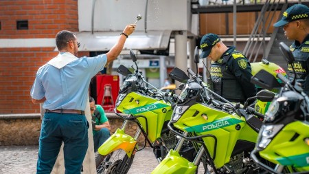 En Barbosa los Policías cuentan con nuevo parque automotor para mejorar los patrullajes y la seguridad del territorio nuevas-motocicletas-policia-barbosa1