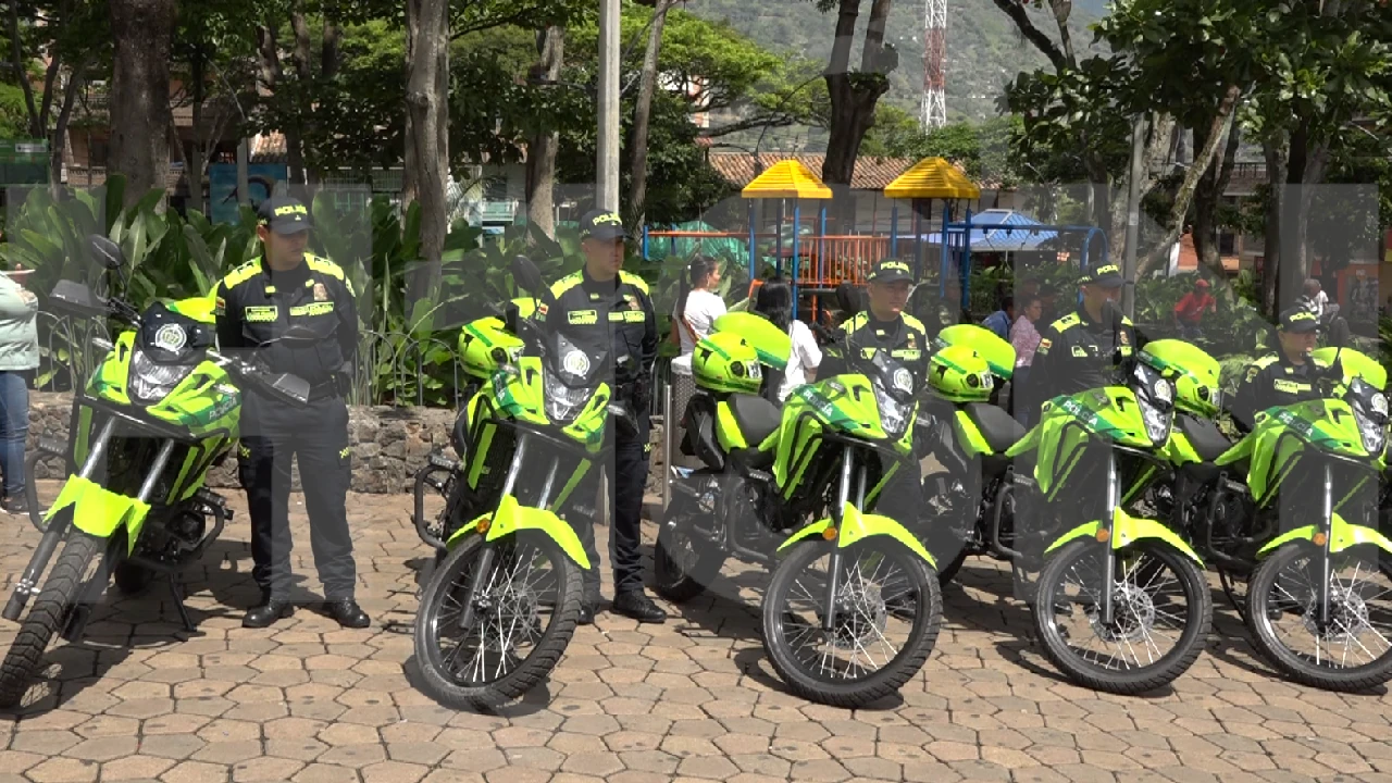 nuevas-motocicletas-policias-girardota
